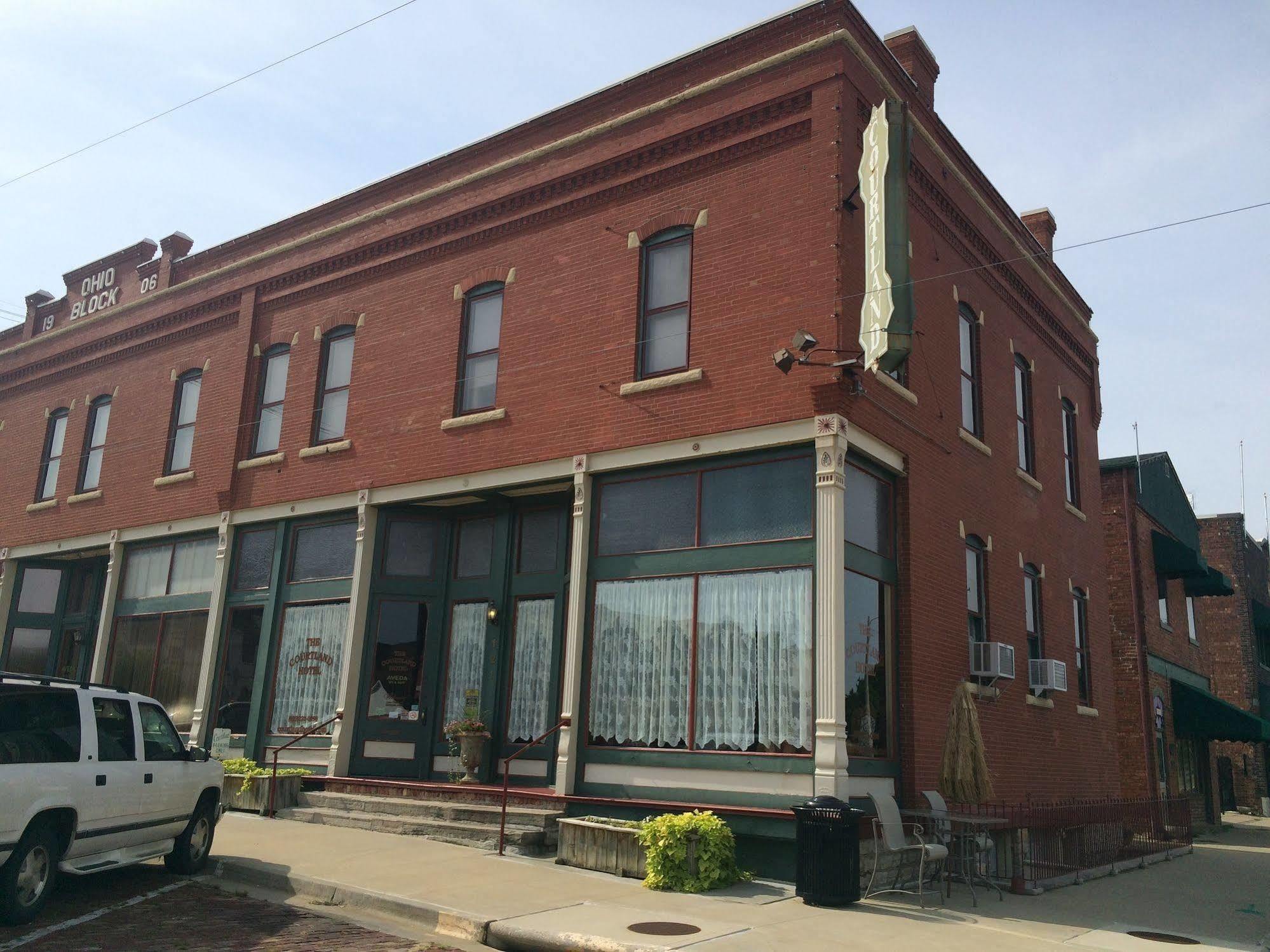 The Courtland Hotel & Spa Fort Scott Exterior foto